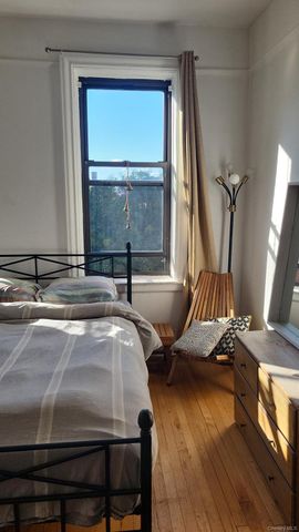 1974 Lafontaine Avenue 4E, Bronx, NY 10457