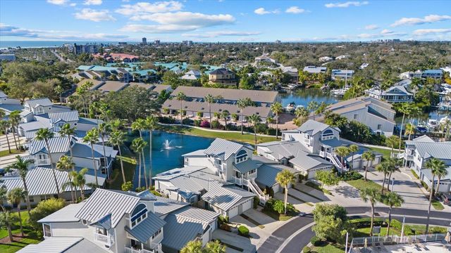 1313 SIESTA BAYSIDE DRIVE 1313D, Sarasota, FL 34242