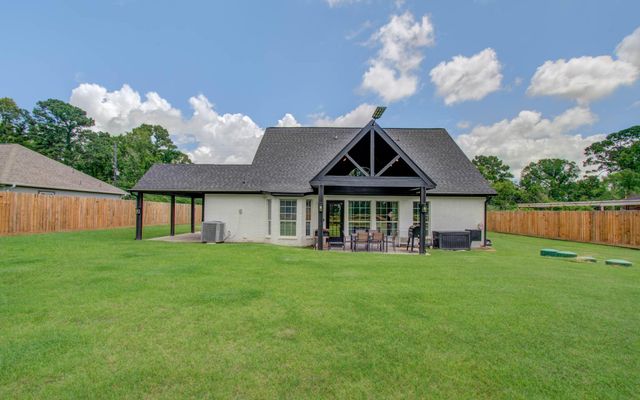 203 Antelope Drive, Crosby, TX 77532