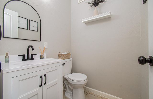 203 Antelope Drive, Crosby, TX 77532