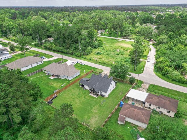 203 Antelope Drive, Crosby, TX 77532
