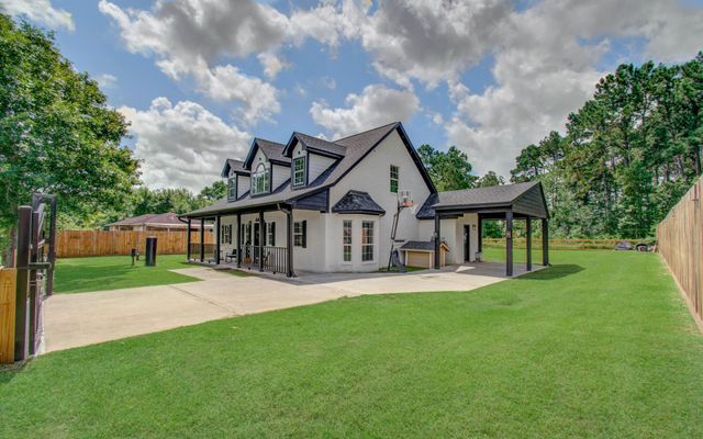 203 Antelope Drive, Crosby, TX 77532