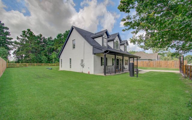 203 Antelope Drive, Crosby, TX 77532