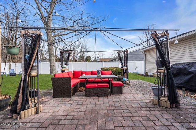 265 Vermont Drive, Brick, NJ 08723