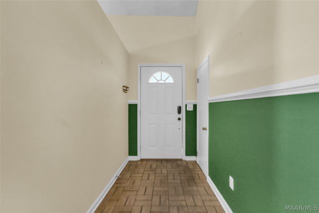 5879 Bridle Path Lane, Montgomery, AL 36116