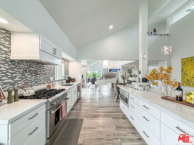 3536 Malibu Country Drive, Malibu, CA 90265