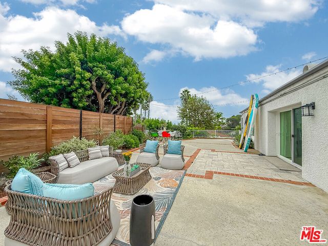 3536 Malibu Country Drive, Malibu, CA 90265