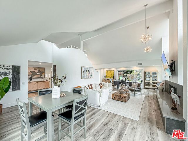 3536 Malibu Country Drive, Malibu, CA 90265