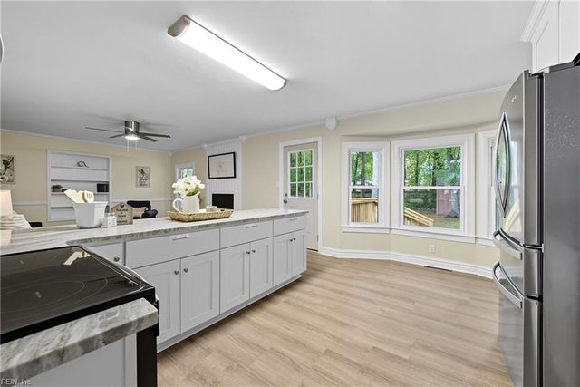 1625 Hydenwood CRES, Chesapeake, VA 23321