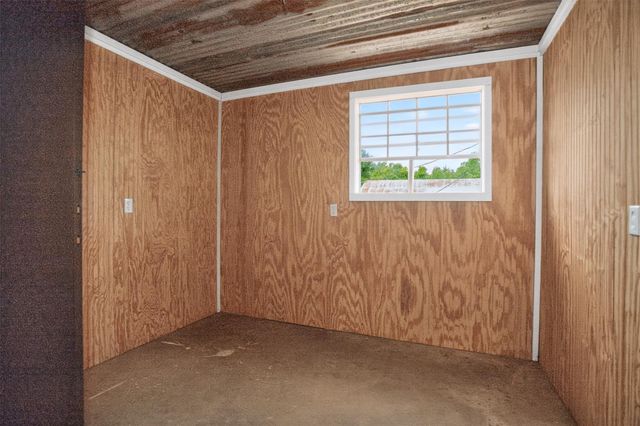 112 E Goliad Avenue, Crockett, TX 75835