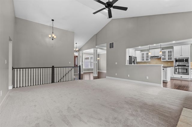 5730 Summerset Woods Drive, Alto, MI 49302