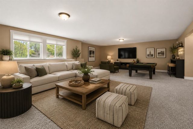 5730 Summerset Woods Drive, Alto, MI 49302