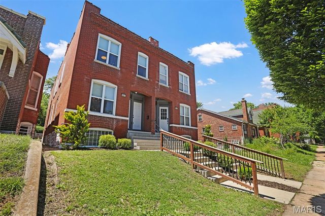 3637 S Compton Avenue, St Louis, MO 63118