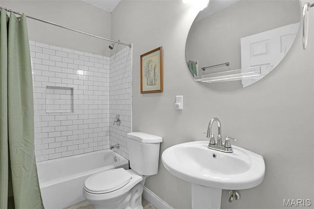 3637 S Compton Avenue, St Louis, MO 63118