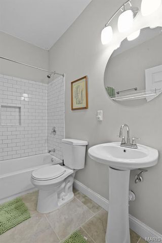 3637 S Compton Avenue, St Louis, MO 63118