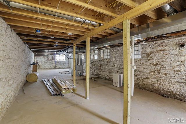 3637 S Compton Avenue, St Louis, MO 63118