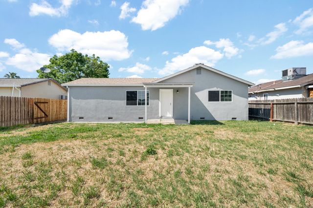5700 48th Ave, Sacramento, CA 95823
