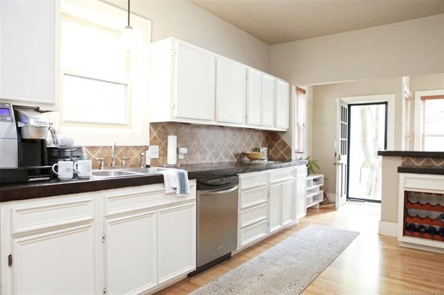 1303 E 17th Place, Tulsa, OK 74120