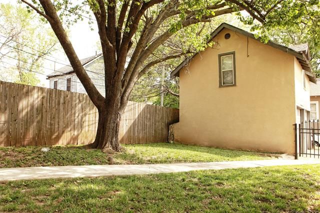 1303 E 17th Place, Tulsa, OK 74120