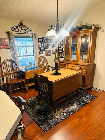 5505 W Tulare Avenue 337, Visalia, CA 93277