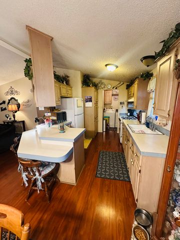 5505 W Tulare Avenue 337, Visalia, CA 93277