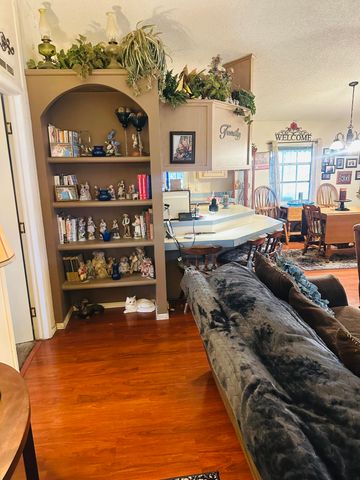 5505 W Tulare Avenue 337, Visalia, CA 93277