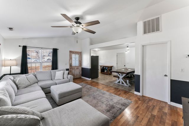 150 Fox Ridge Road, Branson, MO 65616