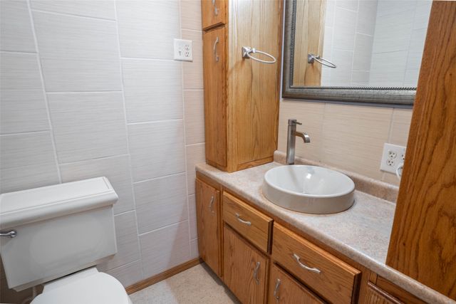1429 W 1st Street, Pella, IA 50219