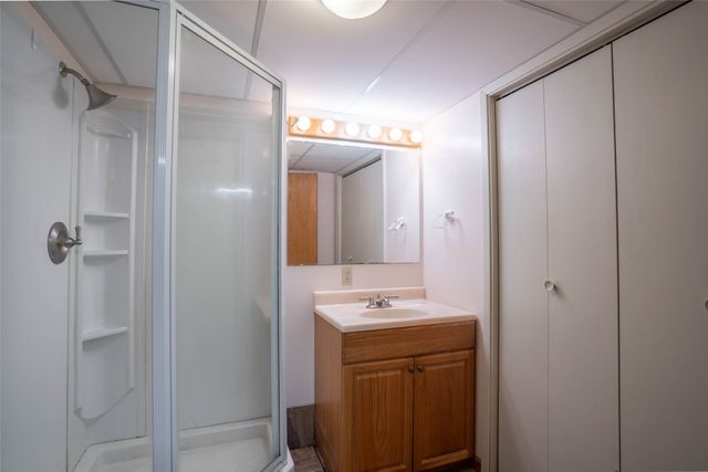 1429 W 1st Street, Pella, IA 50219