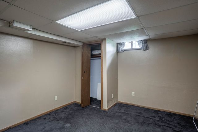 1429 W 1st Street, Pella, IA 50219