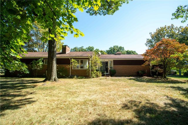 104 Appletree Drive, Brighton Twp, PA 15009