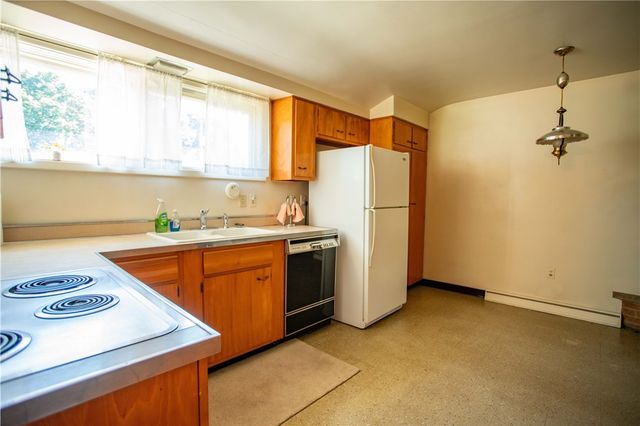 104 Appletree Drive, Brighton Twp, PA 15009