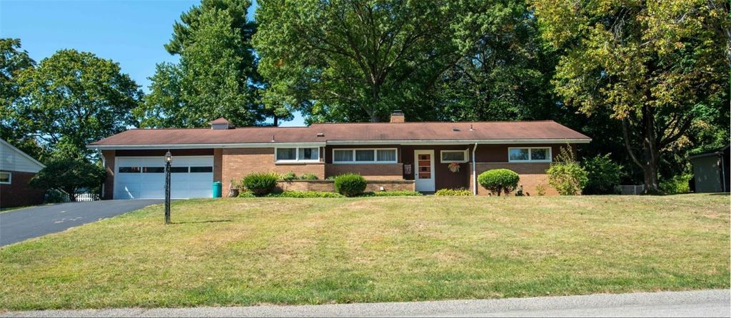 104 Appletree Drive, Brighton Twp, PA 15009