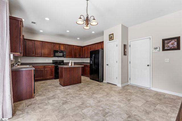 38 Golden Acre Court, Simpsonville, SC 29681