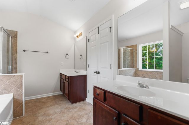 38 Golden Acre Court, Simpsonville, SC 29681