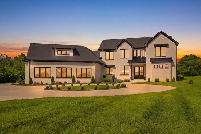 140 Cave Run Boulevard, Versailles, KY 40383