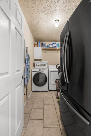 419 Timber Ridge Dr, Kerrville, TX 78028