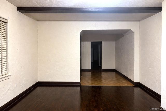 4017 194th Street 1R, Bayside, NY 11358