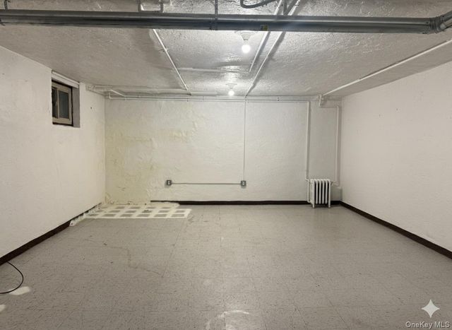 4017 194th Street 1R, Bayside, NY 11358