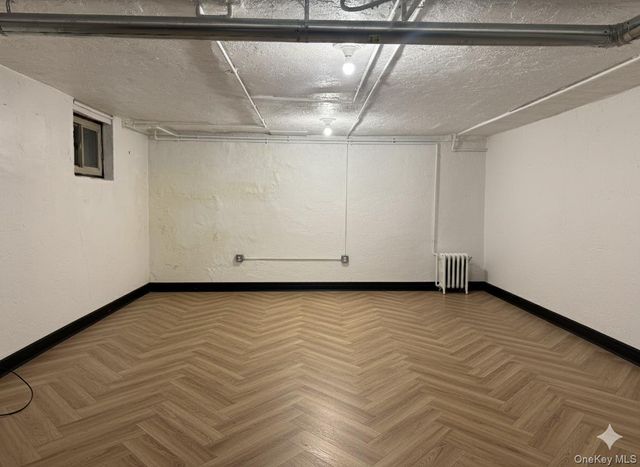 4017 194th Street 1R, Bayside, NY 11358