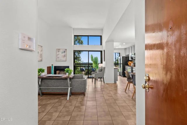 898 Temple Terrace 315, Los Angeles, CA 90042
