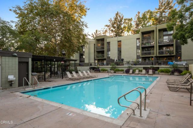 898 Temple Terrace 315, Los Angeles, CA 90042