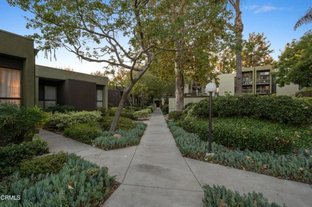 898 Temple Terrace 315, Los Angeles, CA 90042
