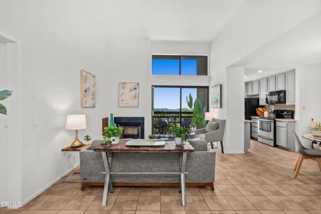 898 Temple Terrace 315, Los Angeles, CA 90042