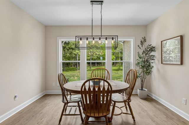 8708 Newtown Rd, Rockvale, TN 37153