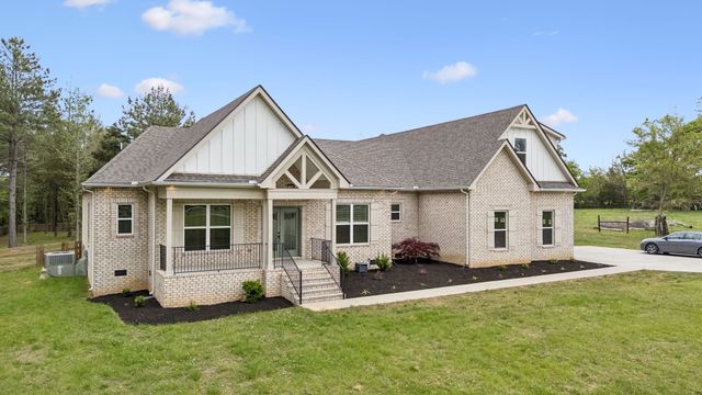 8708 Newtown Rd, Rockvale, TN 37153