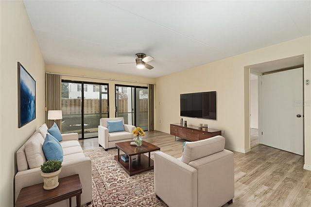 1652 SW 16TH STREET 1652, Gainesville, FL 32608