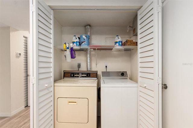 1652 SW 16TH STREET 1652, Gainesville, FL 32608