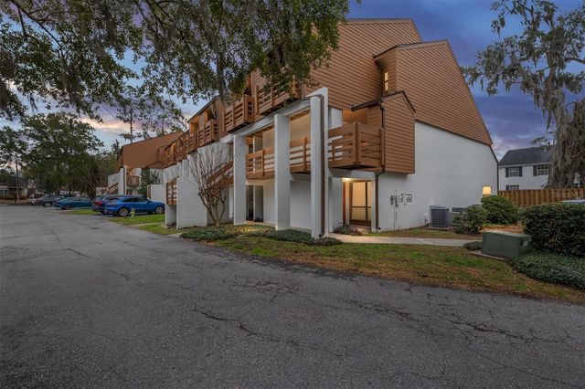 1652 SW 16TH STREET 1652, Gainesville, FL 32608