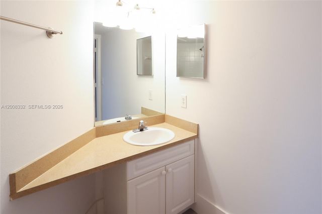 520 SE 5th Ave 1604, Fort Lauderdale, FL 33301